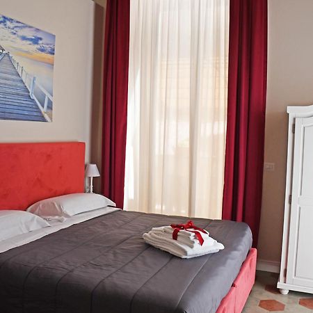 B&B Romeo Luxury Rooms Catânia Exterior foto