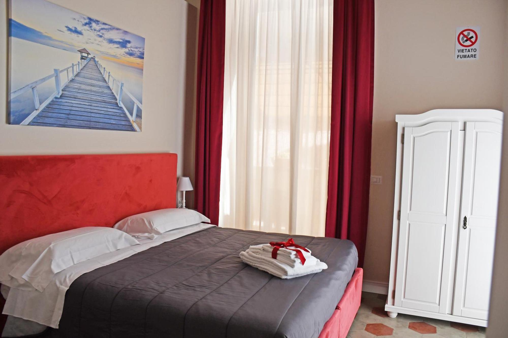 B&B Romeo Luxury Rooms Catânia Exterior foto